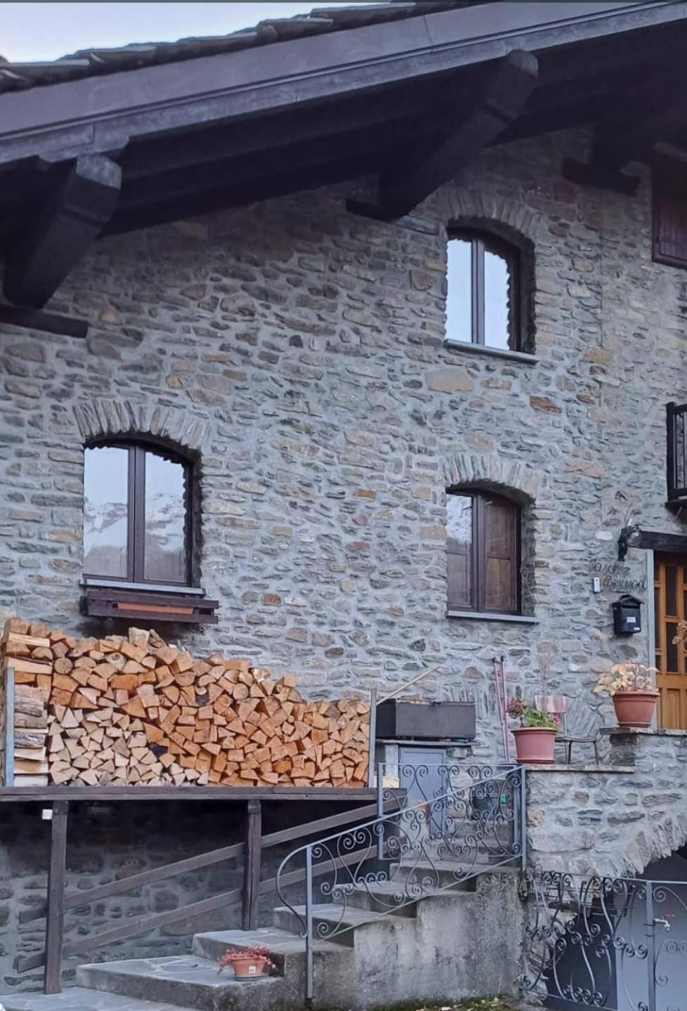 Apartment Lo Tata - Maisons De Charme - Caratteristico A 2 Passi Da Courmayeur